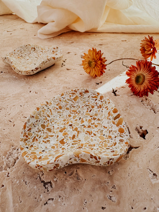 Small Organic Dish - Siena collection