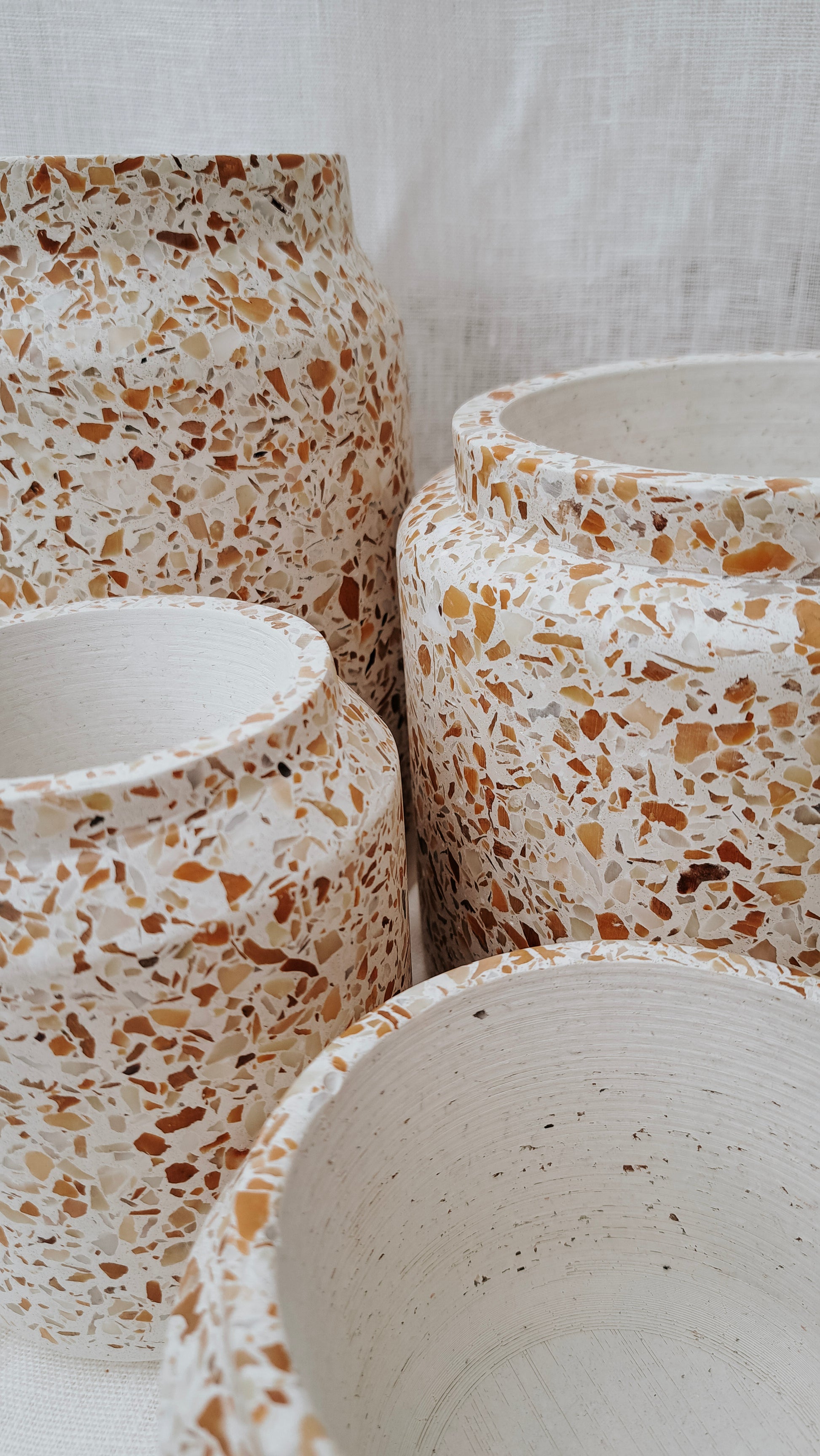 Billie Vase - siena collection