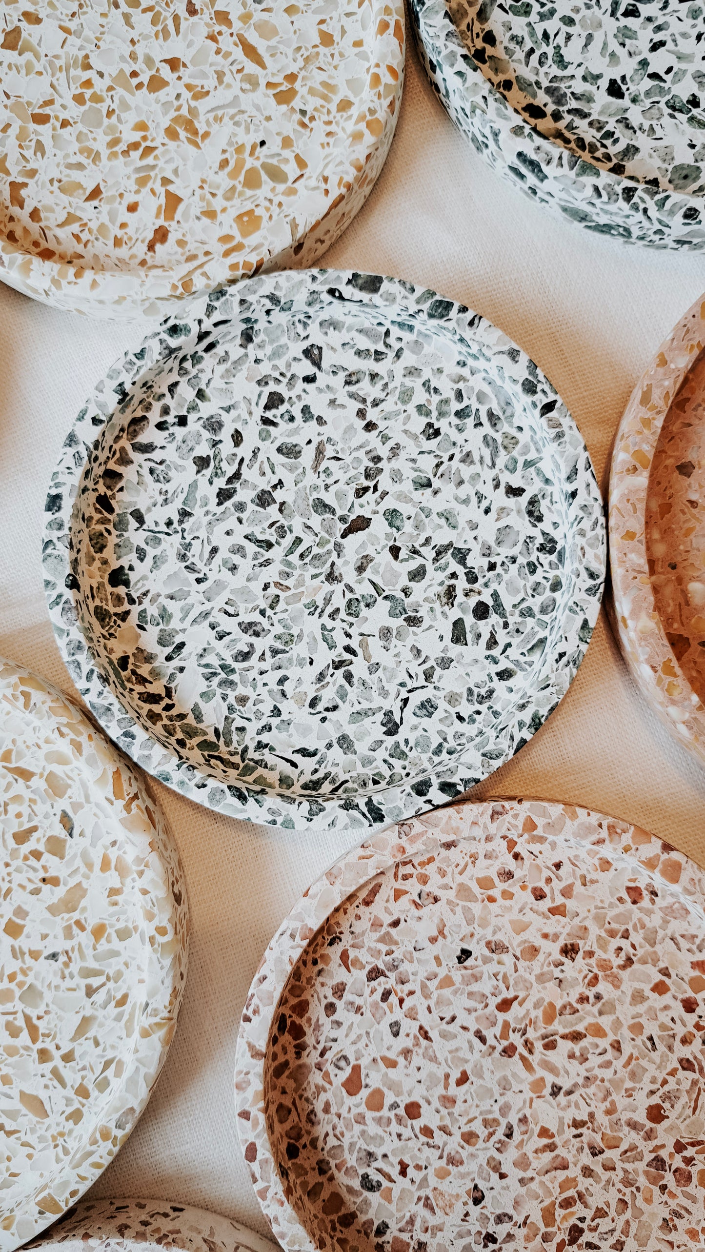 Round Tray - Elba Collection