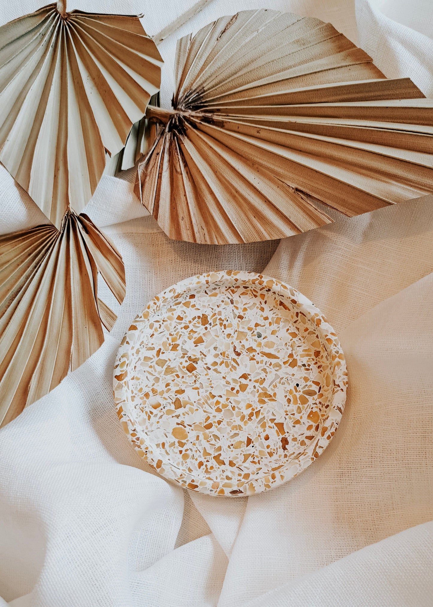 Round Tray - siena collection