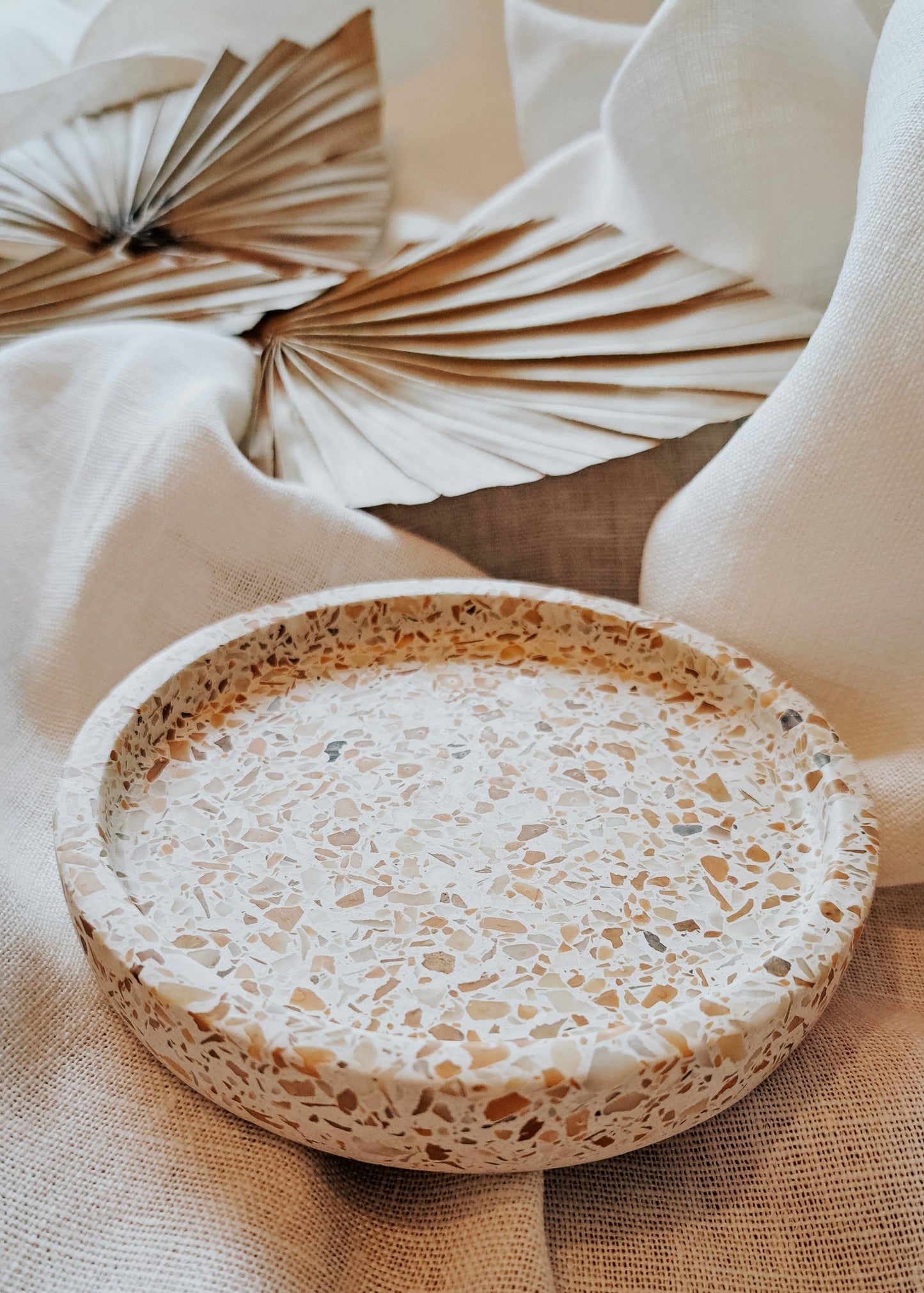 Round Tray - siena collection