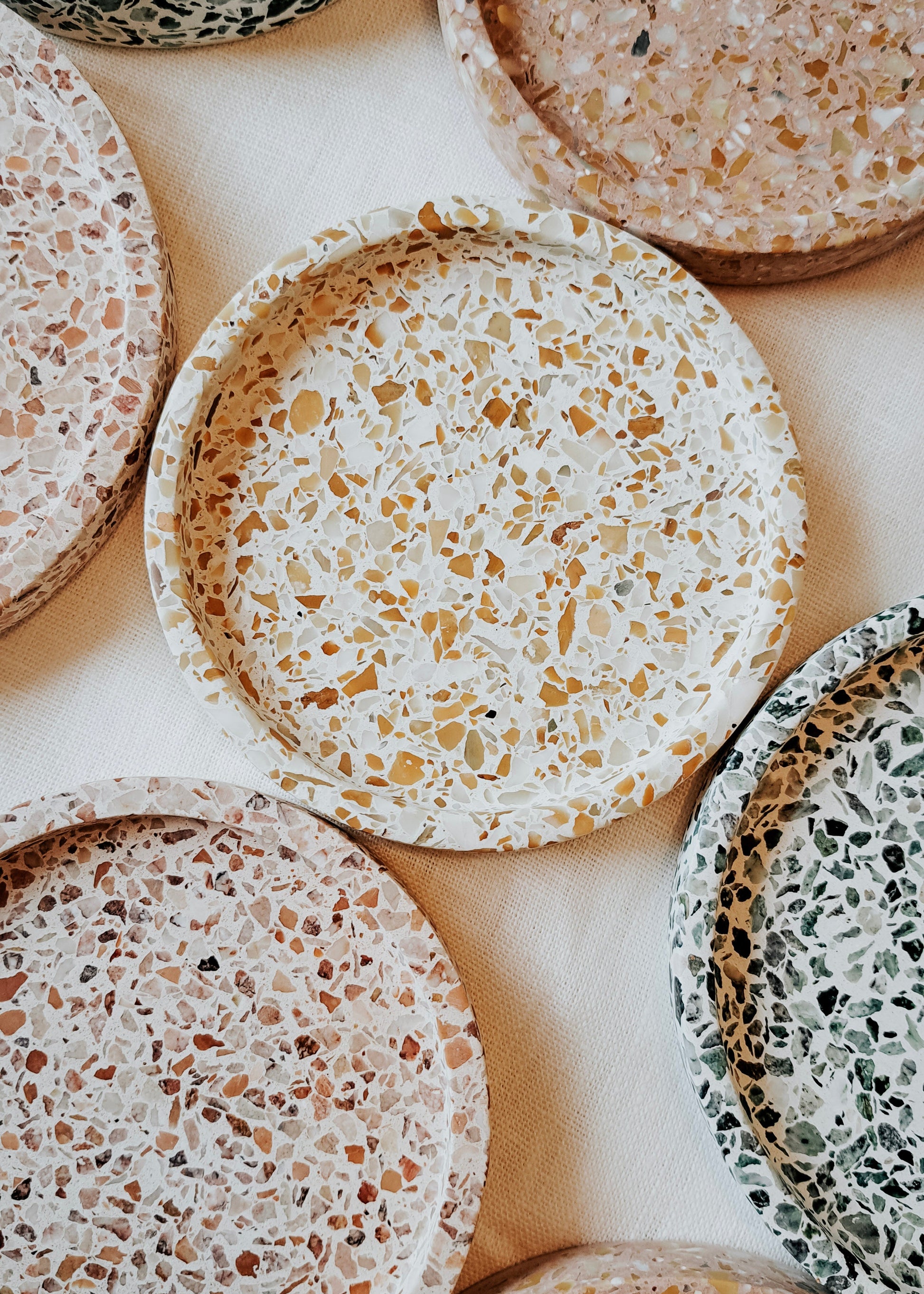 Round Tray - siena collection