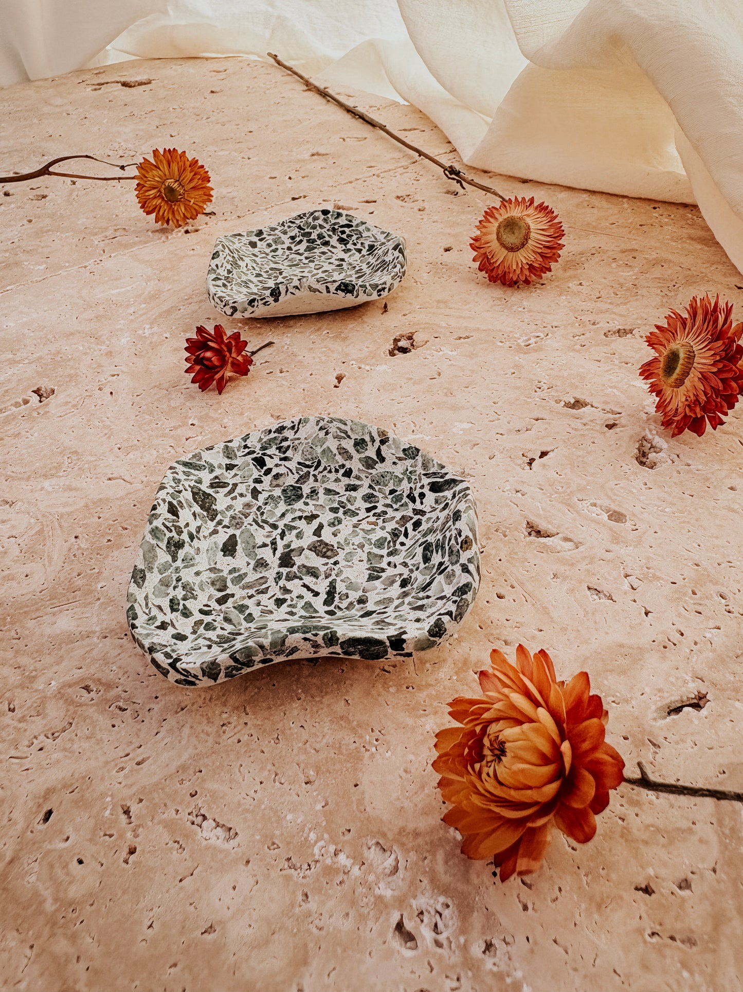 Small Organic Dish - Elba collection