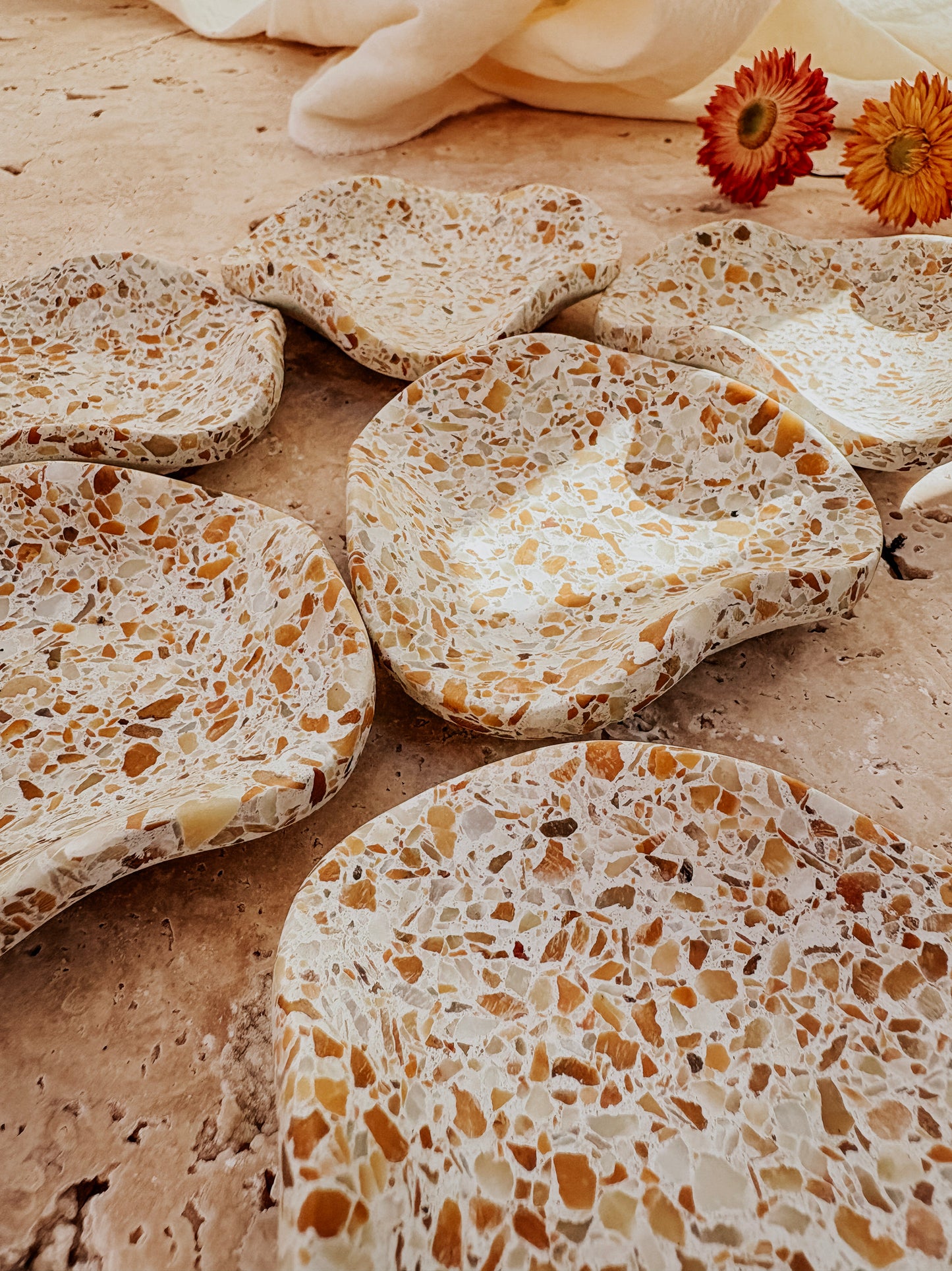 Small Organic Dish - Siena collection