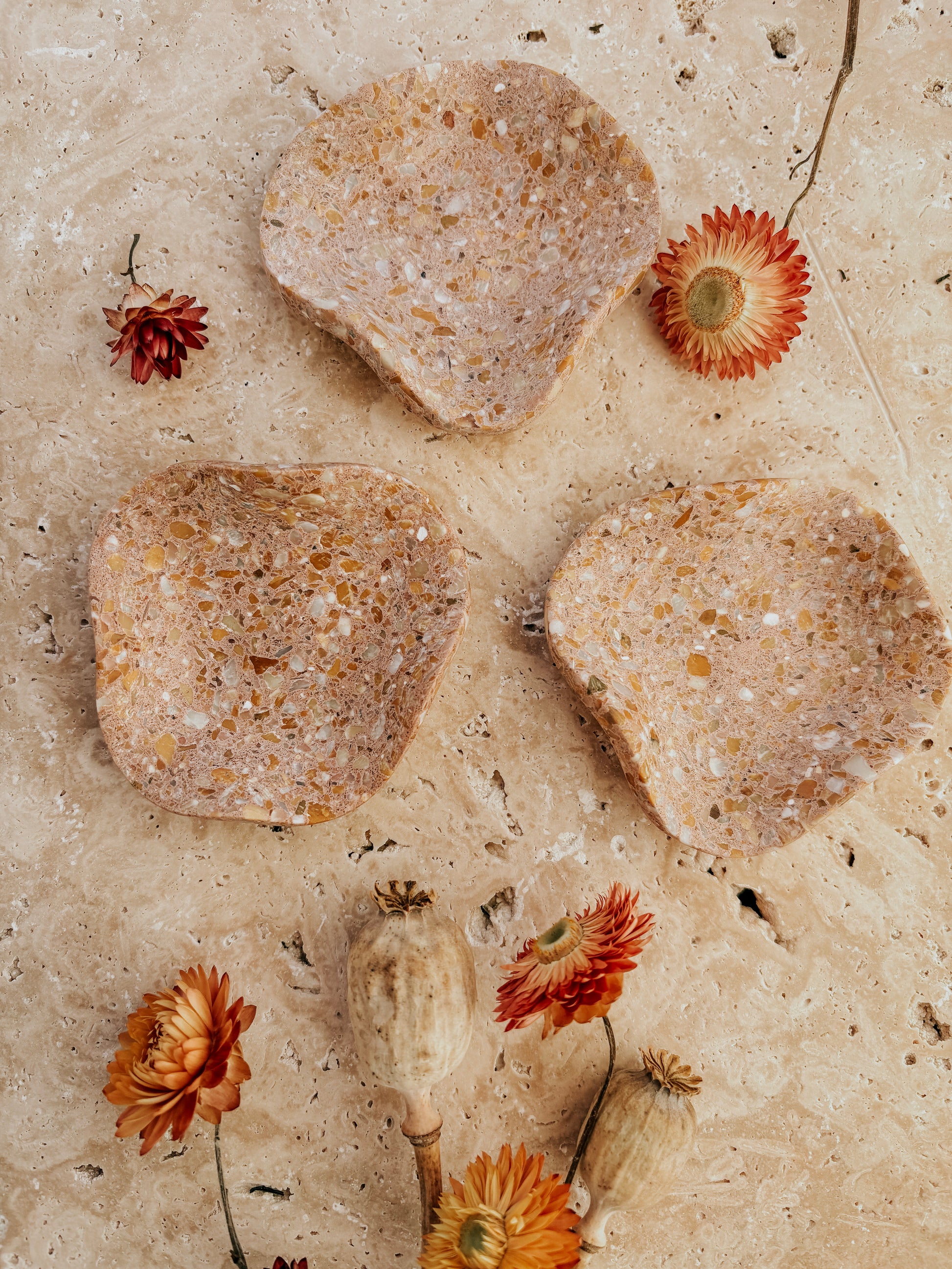 Small Organic Dish - Verona collection