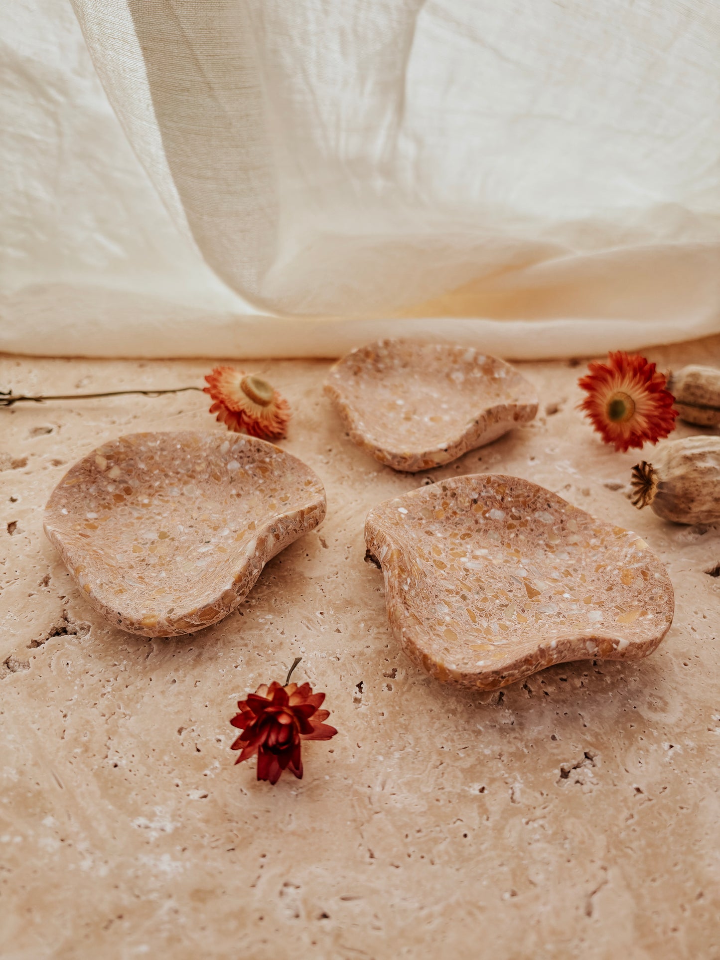 Small Organic Dish - Verona collection